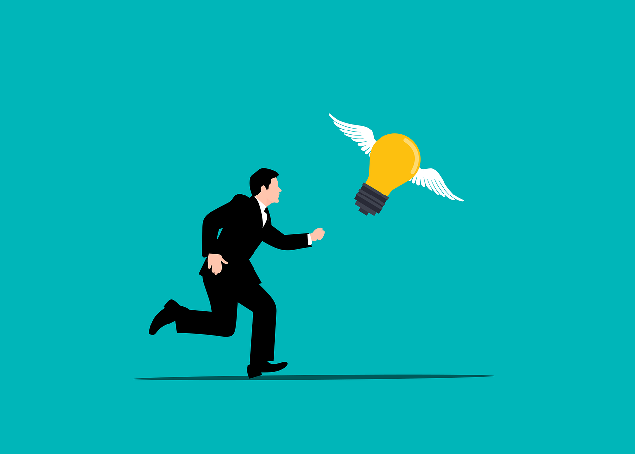 Hombre persiguiendo nuevas ideas